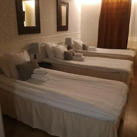 Hotel Kajaani Отель *