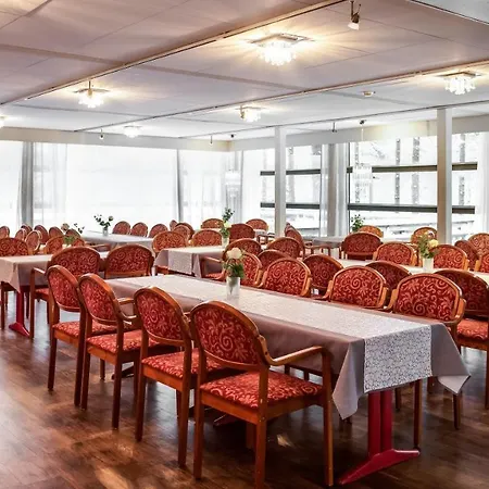 Hotel Kajaani Отель Каяани